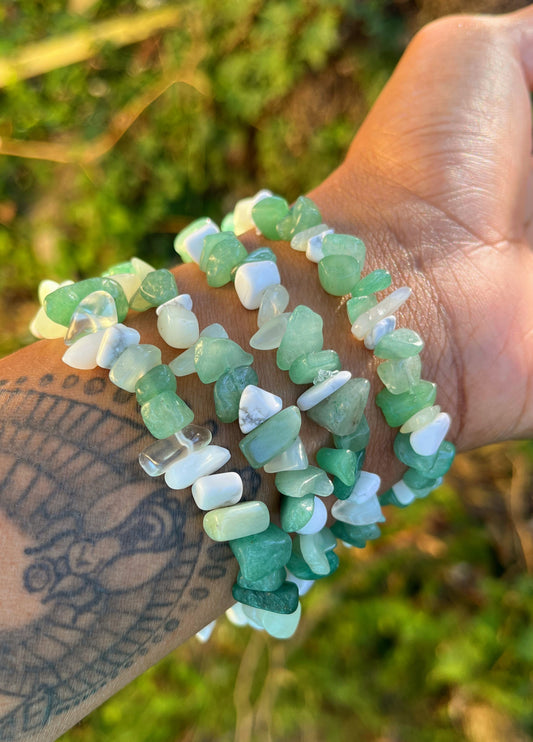 Natural Green Aventurine & Howlite Bracelet